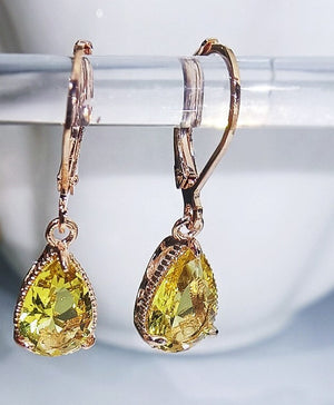 Cathelina Pendant & Earrings