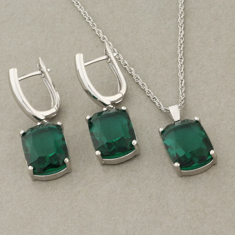 Juliet Earring And Pendant Set